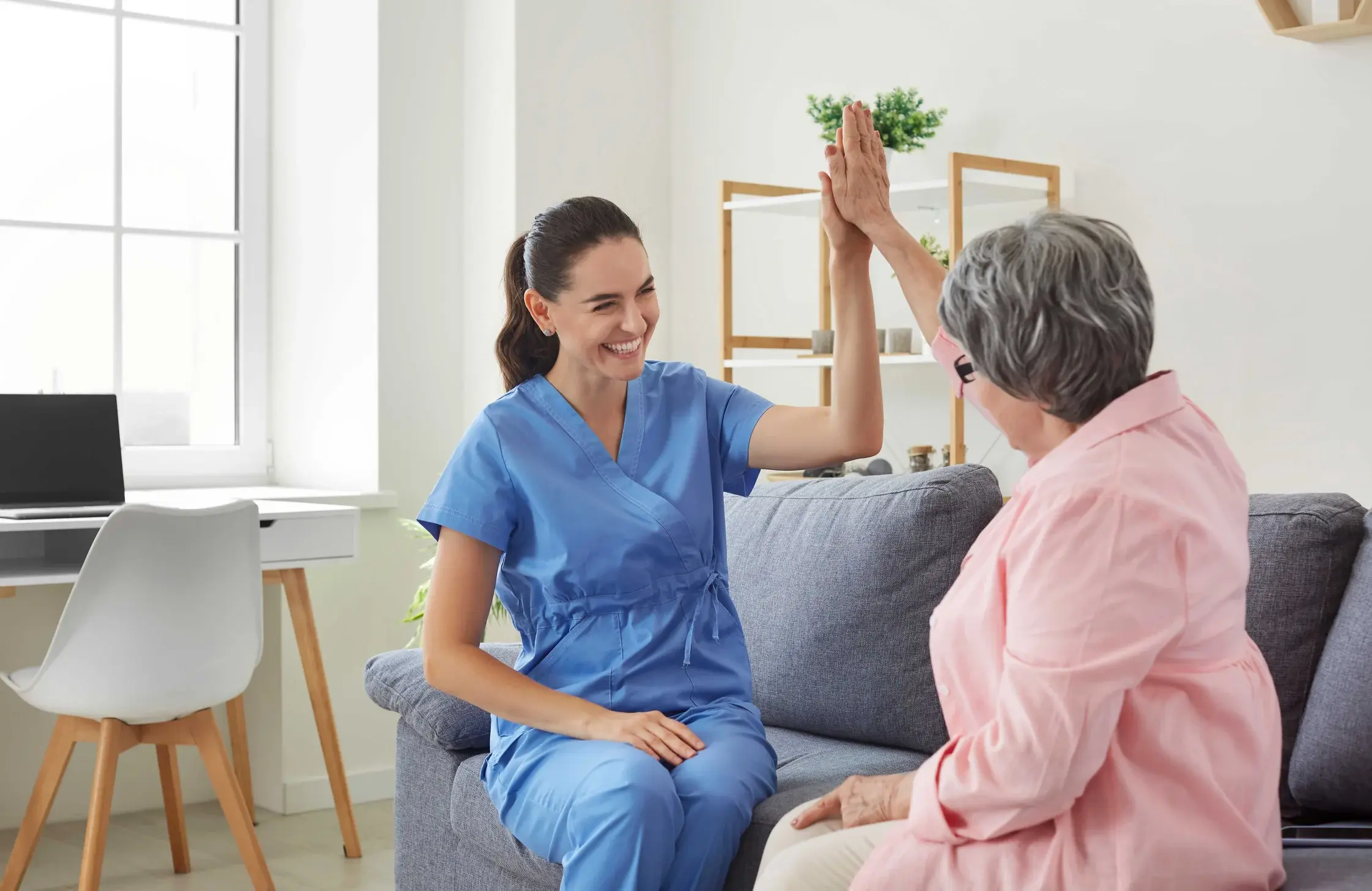Choosing the Right Home Care Agency Guide | Interim HealthCare